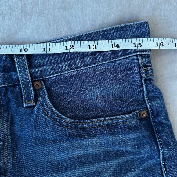 Levis Womens 501 Button Fly Cut Off Shorts Size W 27 Distressed Blue Demin - Picture 8 of 11